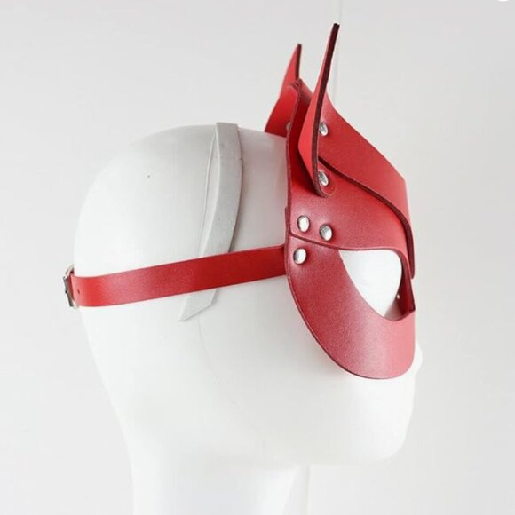 NEW! Hand Made faux leather kitty mask -price is firm! - Picture 4 of 7